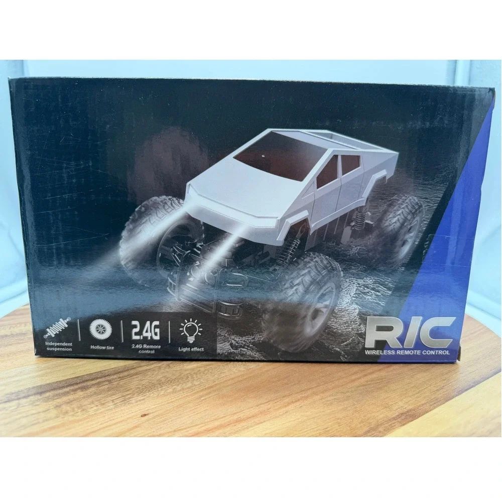 R/C Climbing Cybertruck 2.4G‎ Wireless Remote Control Silver 0270-0271